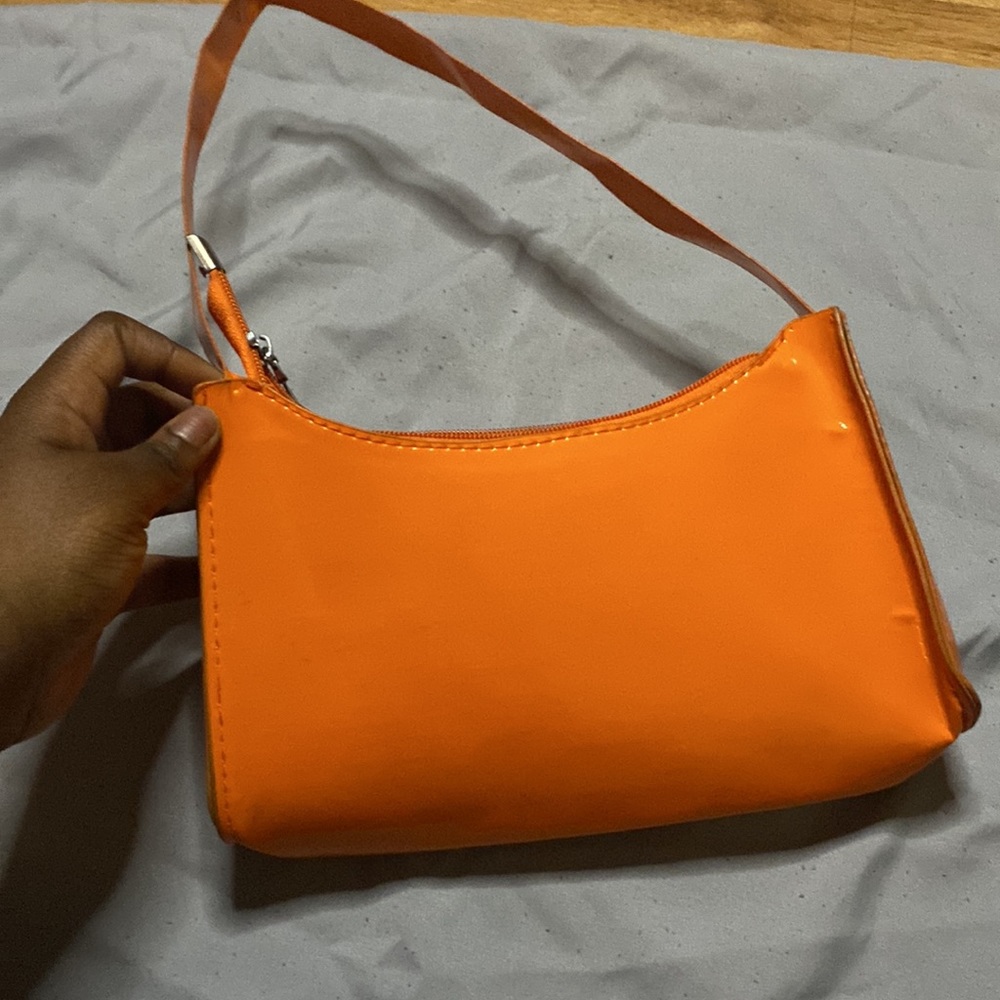 Bag 🫶🏾 - Picture 3 of 3